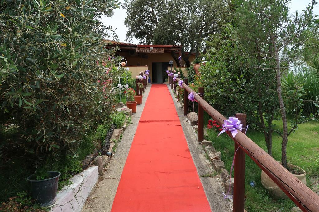 S'Arriali Ranch Guest House Iglesias Eksteriør bilde