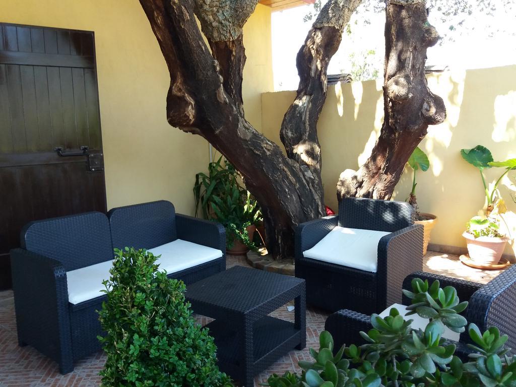 S'Arriali Ranch Guest House Iglesias Eksteriør bilde