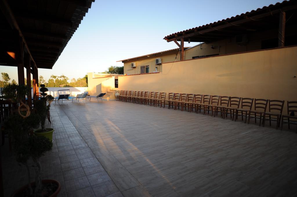 S'Arriali Ranch Guest House Iglesias Eksteriør bilde